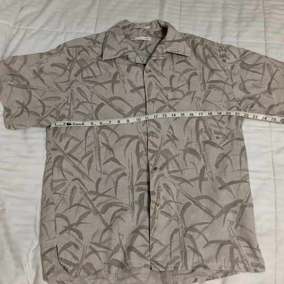 𝅺GEOFFREY Beene linen blend shirt - Picture 7 of 9